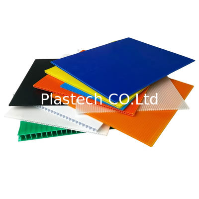 Meerdere kleuren PP holle plaat PP kunststof gegolfde kunststof vloerbescherming