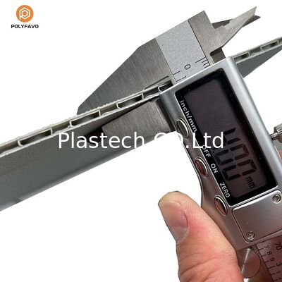 5mm 1200gm Grijs 2440x1220 4x8ft Plastic PP Honeycomb Panel voor industriële pakketdoos